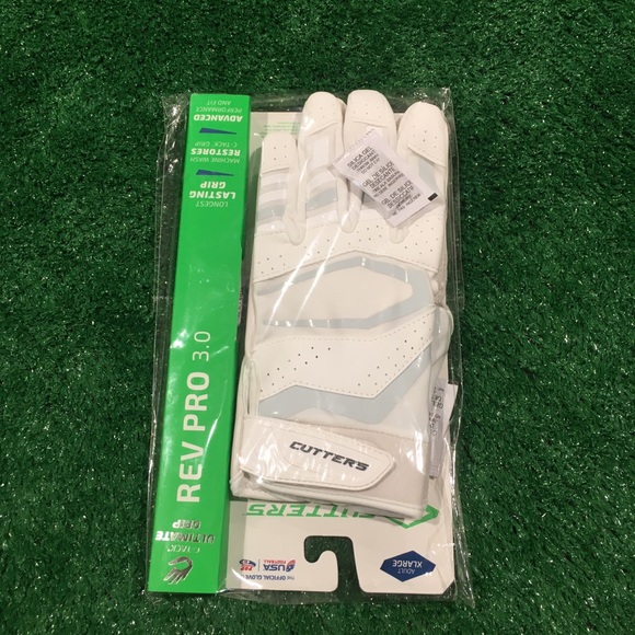NEW CUTTERS REV PRO 3.0 WR FOOTBALL GLOVES XL - Picture 2 of 5